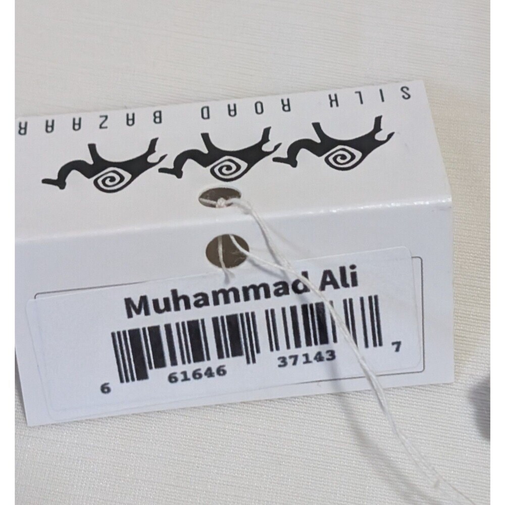 Silk Road Bazaar Muhammad Ali Felt Ornament New With Tags Boxing Legend Gift - Picture 3 of 5